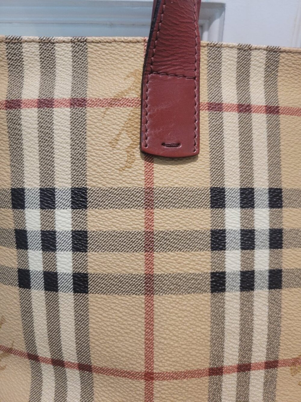 Burberry** Nova Check**Tote**with Red Leather Straps**No Cracking In The Canvas - Picture 6 of 17